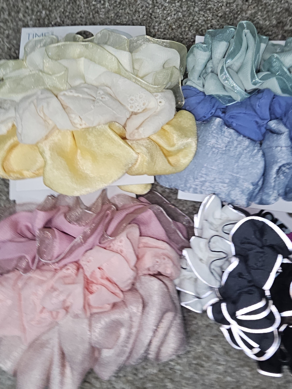 Assorted Velvet & Satin Scrunchie Set - Pastel Mix